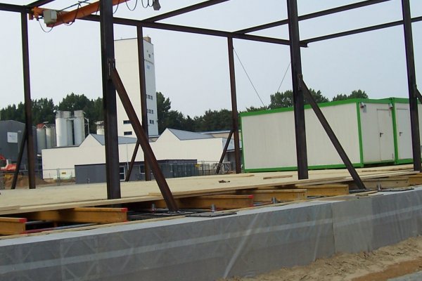 Generatorzelt Unterkonstruktion mit Kranstahlbauteil